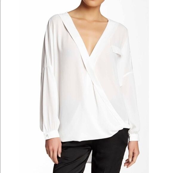Tov Tops - TOV Los Angeles | White Faux Leather trim blouse, M